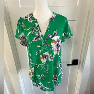 Maurices Green Floral Lightweight Notch Neck Blouse, XS- Like New